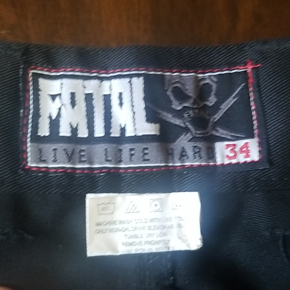 Fatal Shorts - Picture 5 of 5